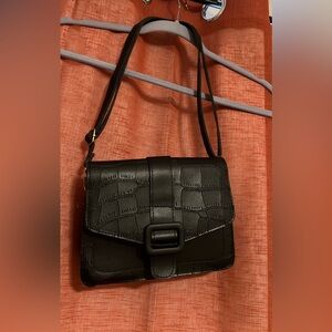 Black crocodile ? print purse